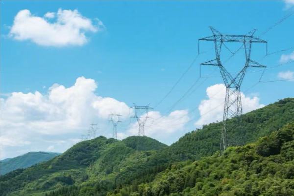 “十五五”期間國(guó)家電網(wǎng)固定資產(chǎn)投資將達(dá)4萬(wàn)億元